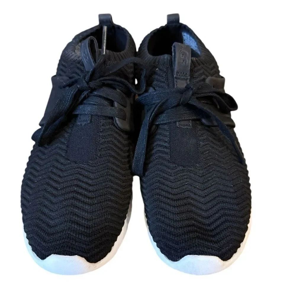 UGG Willows Black Sneakers Sz. 6.5 Comfort Lightweight
